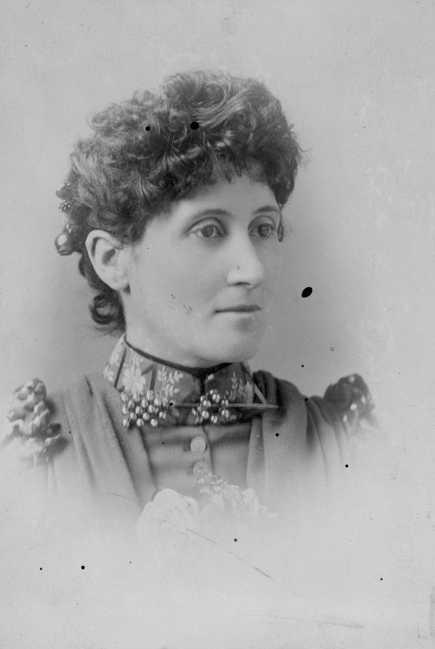 A portrait of a woman.